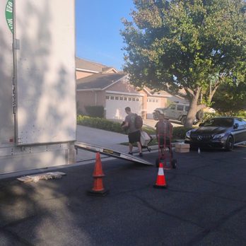 D&L Moving & Storage - 5pm last job of the day - Movers Near Me - Sherman Oaks, California D&L Moving & Storage - 5pm last job of the day - Movers Near Me - Sherman Oaks, California