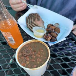 Rub BBQ and Grilling - 2 Meat Plate 1 Side  Tri Tip and Link  Side -Beans