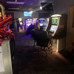 Palace Bar & Lanes - Casnio