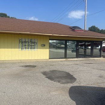 Panaderia San Miguel - Awesome place huge selection - Bakeries Near Me - Evansville, Indiana Panaderia San Miguel - Awesome place huge selection - Bakeries Near Me - Evansville, Indiana