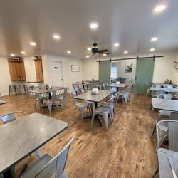 The Local Table - Indoor dining