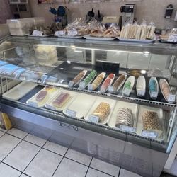 Nini Bakery