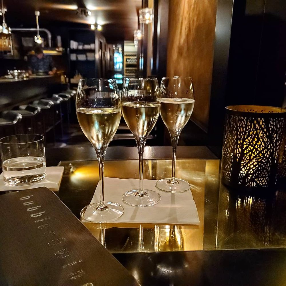 BUBBLES & WINES WINE & CHAMPAGNEBAR 57 Photos & 50 Reviews Nes 37