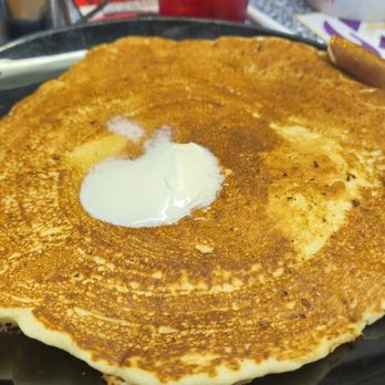 Gab & Eat - King jellyfish sized flap jack! - Breakfast & Brunch Near Me - Carnegie, Pennsylvania
