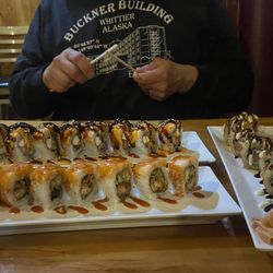 Fu Kung - 3 sushi rolls