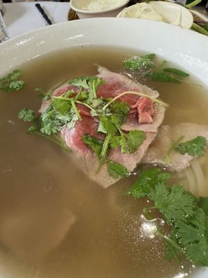 Phở Bánh Cuốn 14 by null