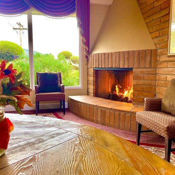 Casa De Flores - Fireplace - Retirement Homes Near Me - Morro Bay, California