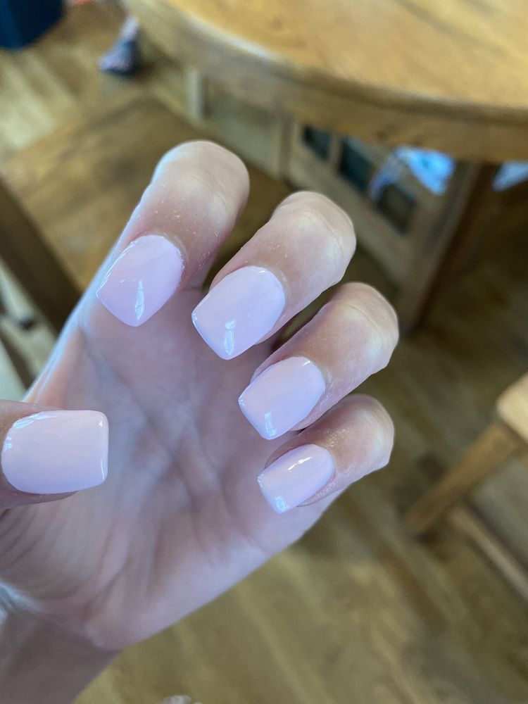 Hollywood Nails Logo