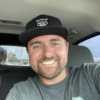 Doty Worx electric - Selfie - Electricians Near Me Doty Worx electric - Selfie - Electricians Near Me