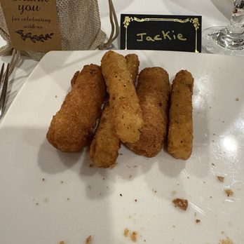 La Botte Ristorante - FRIED ZUCCHINI CHIPS - Italian Near Me - White Plains, New York La Botte Ristorante - FRIED ZUCCHINI CHIPS - Italian Near Me - White Plains, New York