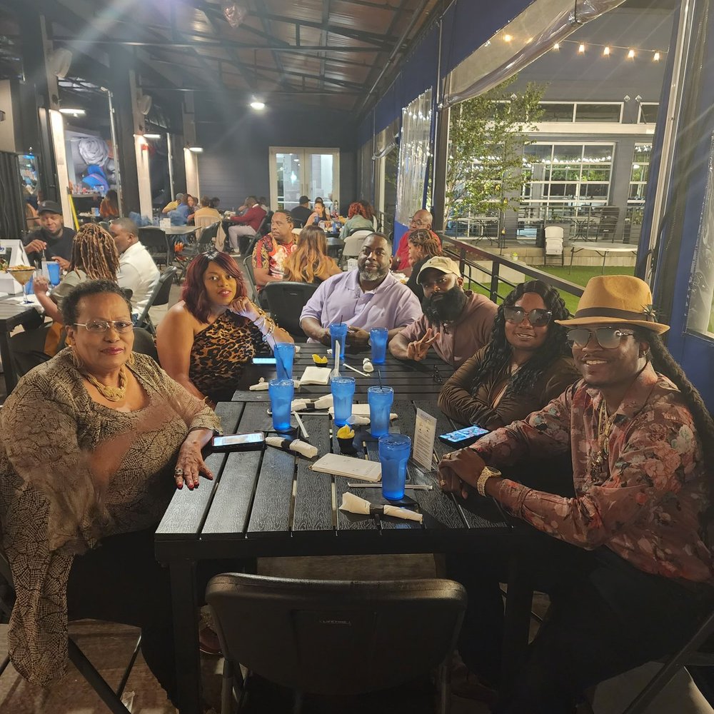 Nouveau Bar & Grill - Jonesboro - Family - Bars Near Me - Jonesboro, Georgia