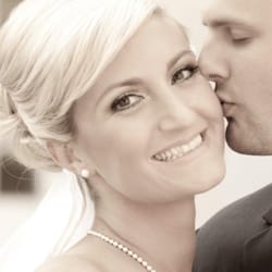 Bruce Slemmer Blonde Specialist in Philadelphia gift card