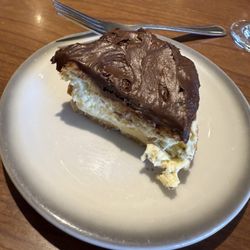 Paradise Restaurant - Cream Puff