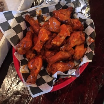 Dan's Pizza - 20 count buffalo wings - buffalo wing sauce - Pizza Near Me - Webster, Texas Dan's Pizza - 20 count buffalo wings - buffalo wing sauce - Pizza Near Me - Webster, Texas