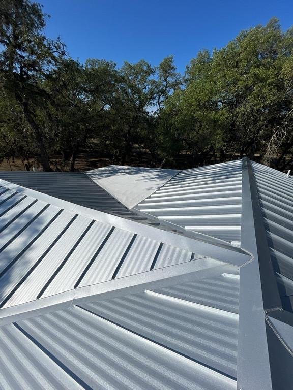 Slide of Spartan Roofing & Siding