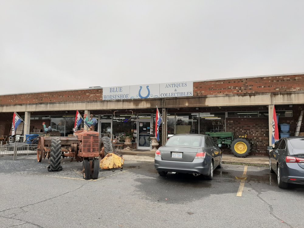 THE RED TRUCK BOUTIQUE Updated August 2024 147 King Rd, Ramseur, North Carolina Antiques