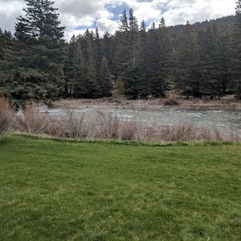Rainbow Ranch Lodge - Hotels Near Me - Gallatin Gateway, Montana