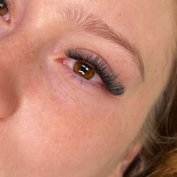 Boss Lash - Wispy Natural Hybrid Lashes