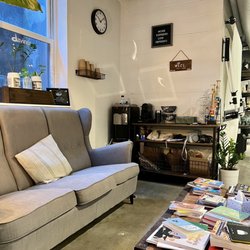Aeffect Hair - Waiting Area