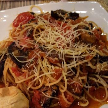 Cocinart - Pasta with pomodoro sauce and portobello mushrooms - International Near Me - Ajijic, JAL
