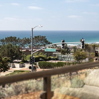 Paris En Rose - Outside Balcony - Cafes Near Me - Del Mar, California Paris En Rose - Outside Balcony - Cafes Near Me - Del Mar, California