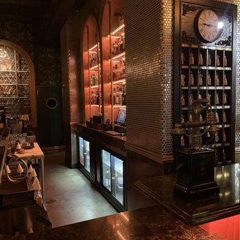 Bellhop - Cocktail Bars Near Me - Orlando, Florida Bellhop - Cocktail Bars Near Me - Orlando, Florida