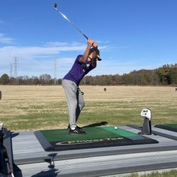 Vantage Point Golf Center - Maxy