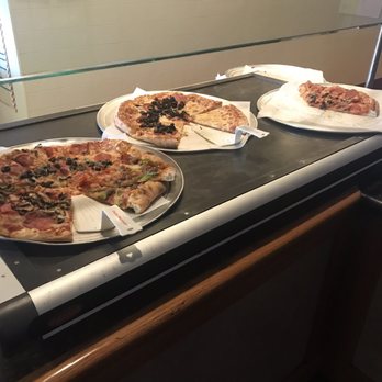 Pizza Factory - Old pizza - Pizza Near Me - Apple Valley, California