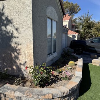 LV Synthetic Grass - Front flower bed - Artificial Turf Near Me - Las Vegas, Nevada LV Synthetic Grass - Front flower bed - Artificial Turf Near Me - Las Vegas, Nevada