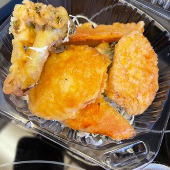 Kakuna Sushi - Vegetable Tempura Appetizer (added extra along with the bento I got) my baby loved it! - Sushi Bars Near Me - Milpitas, California