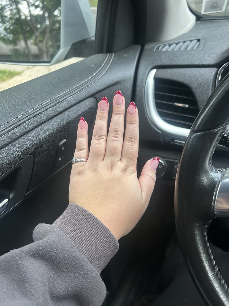 Autumn's Nail Spa Logo