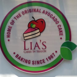 Lia's Cakes in Season