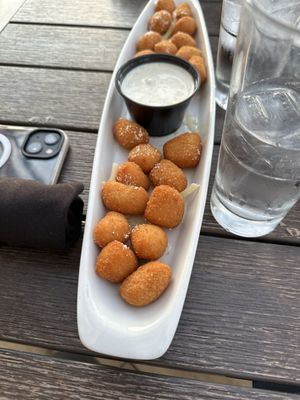 Buck & Honey's - Monona by null