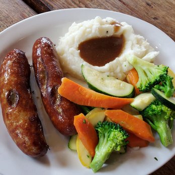 London Bridge Pub - Bangers 'n' mash. Divine! - British Near Me - Monterey, California