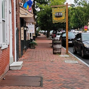 Jessop's Tavern - Out front - American Near Me - New Castle, Delaware