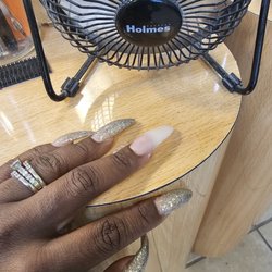 Nauti Nails - Needed one nail repaired