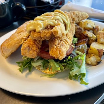 Eggs Up Grill - The TLC sandwich - Breakfast & Brunch Near Me - Norfolk, Virginia