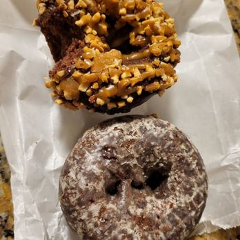 Dandee Donut Factory - Snicker & chocolate glaze - Donuts Near Me - Pompano Beach, Florida