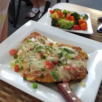 Hobo's Cafe - Key Lime Chicken - New American Near Me - Key Largo, Florida Hobo's Cafe - Key Lime Chicken - New American Near Me - Key Largo, Florida