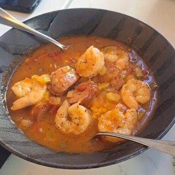 The Mulberry House - Shrimp and grits - Breweries Near Me - Washington, North Carolina The Mulberry House - Shrimp and grits - Breweries Near Me - Washington, North Carolina