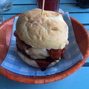 Makamaka - Burgers Near Me - Barcelona, B Makamaka - Burgers Near Me - Barcelona, B