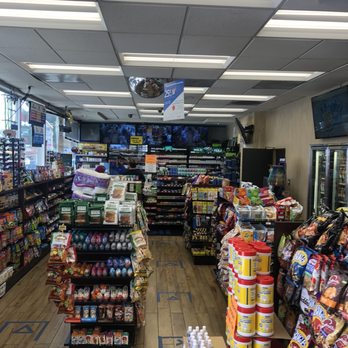 Mobil - Gas Stations Near Me - Burbank, California