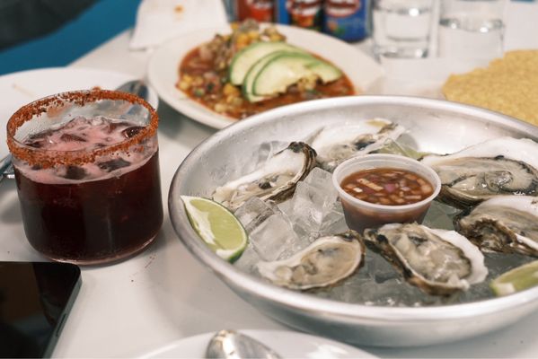 Mariscos el submarino by null
