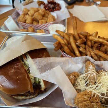 Fire Wings - Sandwich and fries are both garbage. - Chicken Wings Near Me - Delta Shores, California Fire Wings - Sandwich and fries are both garbage. - Chicken Wings Near Me - Delta Shores, California