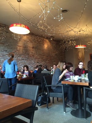 Dynia Resto Bar by null