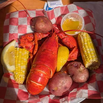 Red Hook Lobster Pound - Seafood Near Me - Brooklyn, New York