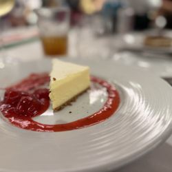 MSC Seashore - New York Cheesecake with strawberry