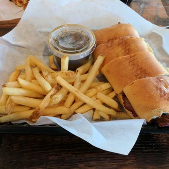 High Five Pizza - Slam Dunk sandwich - Pizza Near Me - San Jose, California High Five Pizza - Slam Dunk sandwich - Pizza Near Me - San Jose, California