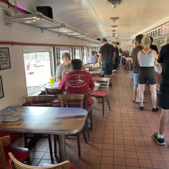 Carneys - Inside - Burgers Near Me - Studio City, California