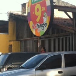 Hot Frango - Fachada do Local, na diagonal
